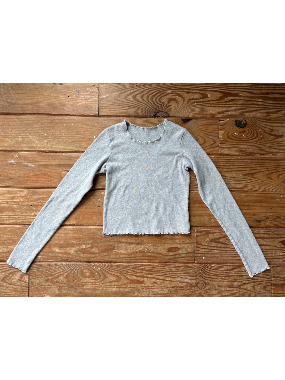 John Galt Brandy Melville Gray Lettuce Hem Long Sleeve Crop Top One Size
